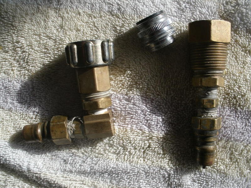 faucetadaptor007_zps0d01f257.jpg